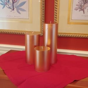 ✨Host Pick✨ Bronze trio of candles